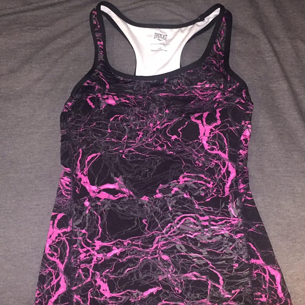 Workout tank top